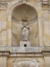 Statue Catedral Primada De