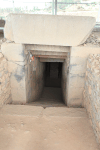 Entrance Mausoleum King Kaleb